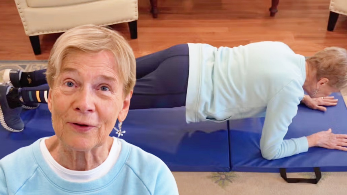 À 82 ans, elle explose le record du monde de gainage – Son incroyable méthode pour tenir plus de 5 minutes