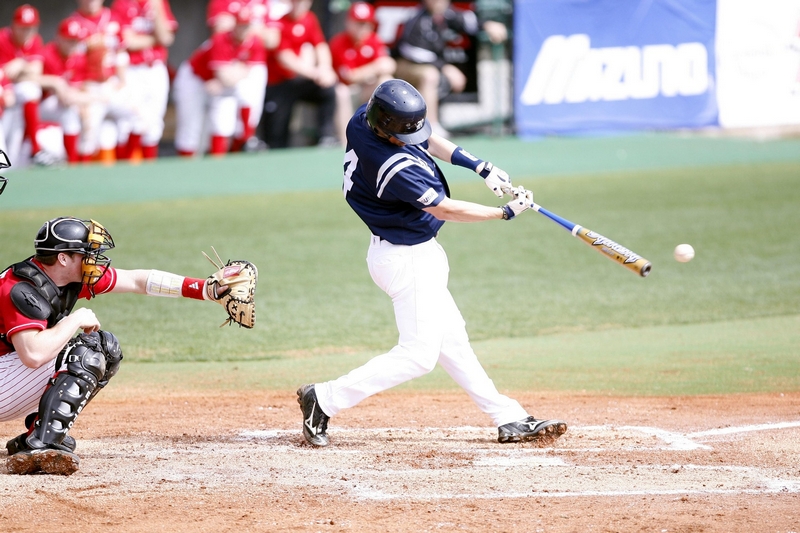 Du stade aux écrans : comment le baseball simpose dans le divertissement en ligne